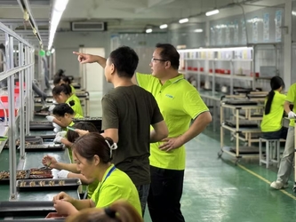 Shenzhen VIIP Electronics Co., Ltd. lini produksi pabrikan
